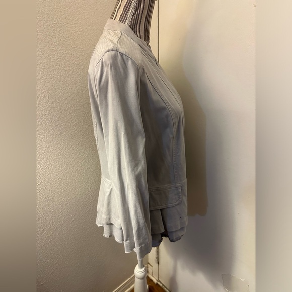 White House Black Markt zip up jacket light gray - Picture 2 of 13